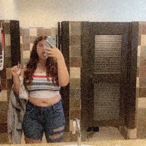 Meet your Posher, Cameran